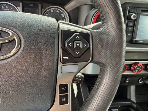 Used 2019 Toyota Tacoma SR5 RWD image 27