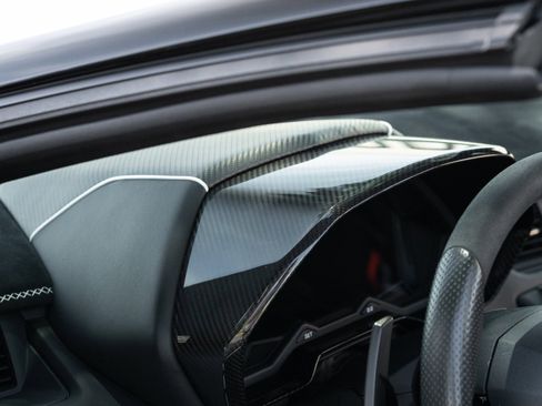 Used 2020 Lamborghini Aventador SVJ AWD/4WD image 60