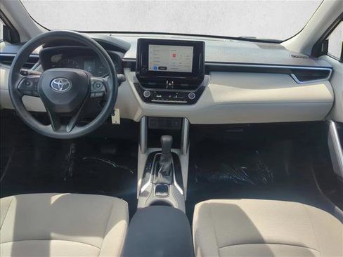Used 2024 Toyota Corolla Cross L AWD/4WD image 20