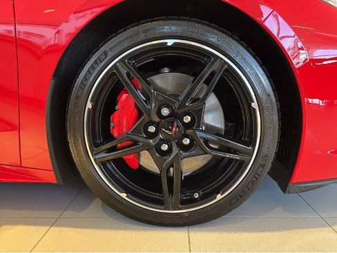 Used 2022 Chevrolet Corvette Stingray Preferred Conv w/ Z51 Performance Package RWD image 4