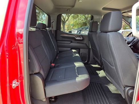 Certified 2025 Chevrolet Silverado 1500 LT image 24