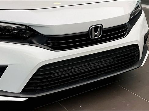 Used 2023 Honda Civic Touring image 31