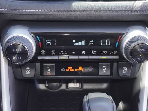 Used 2023 Toyota RAV4 XLE w/ Convenience Package FWD image 19