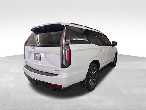 Used 2021 Cadillac Escalade Sport Platinum w/ Heavy-Duty Trailer Package image 6