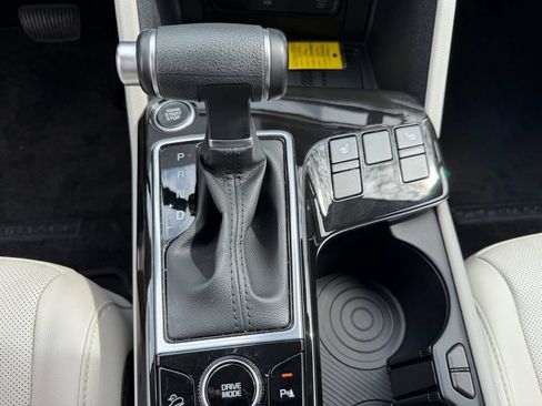 Used 2023 Kia Sportage EX FWD image 29