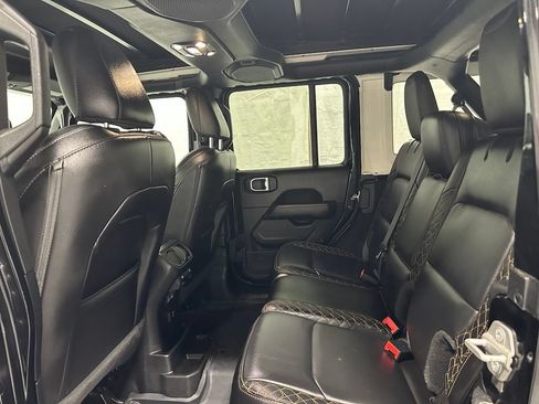 Used 2021 Jeep Wrangler Unlimited Sahara AWD/4WD image 47