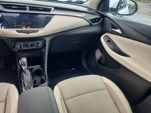 Used 2023 Buick Encore GX Select image 17