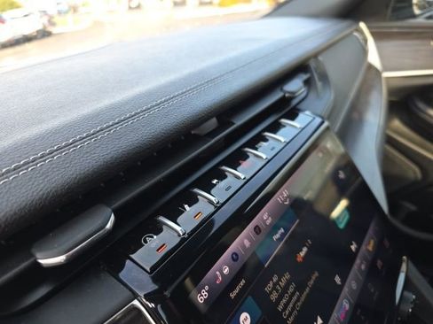 Used 2024 Jeep Grand Cherokee L Limited w/ Luxury Tech Group II image 23