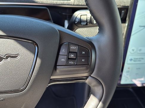 Used 2021 Ford Mustang Mach-E Premium image 17