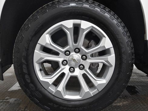 Used 2023 Chevrolet Silverado 1500 LTZ AWD/4WD image 8
