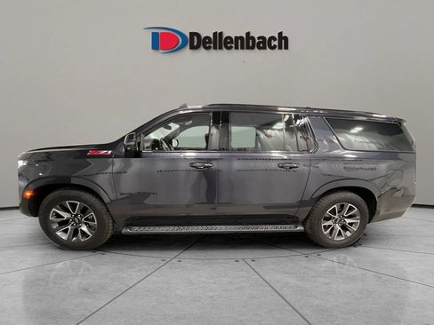 Used 2023 Chevrolet Suburban Z71 w/ Off-Road Capability Package AWD/4WD image 2