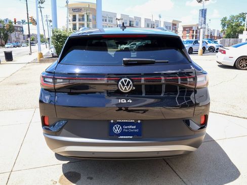 Used 2023 Volkswagen ID.4 Pro S Plus RWD image 5