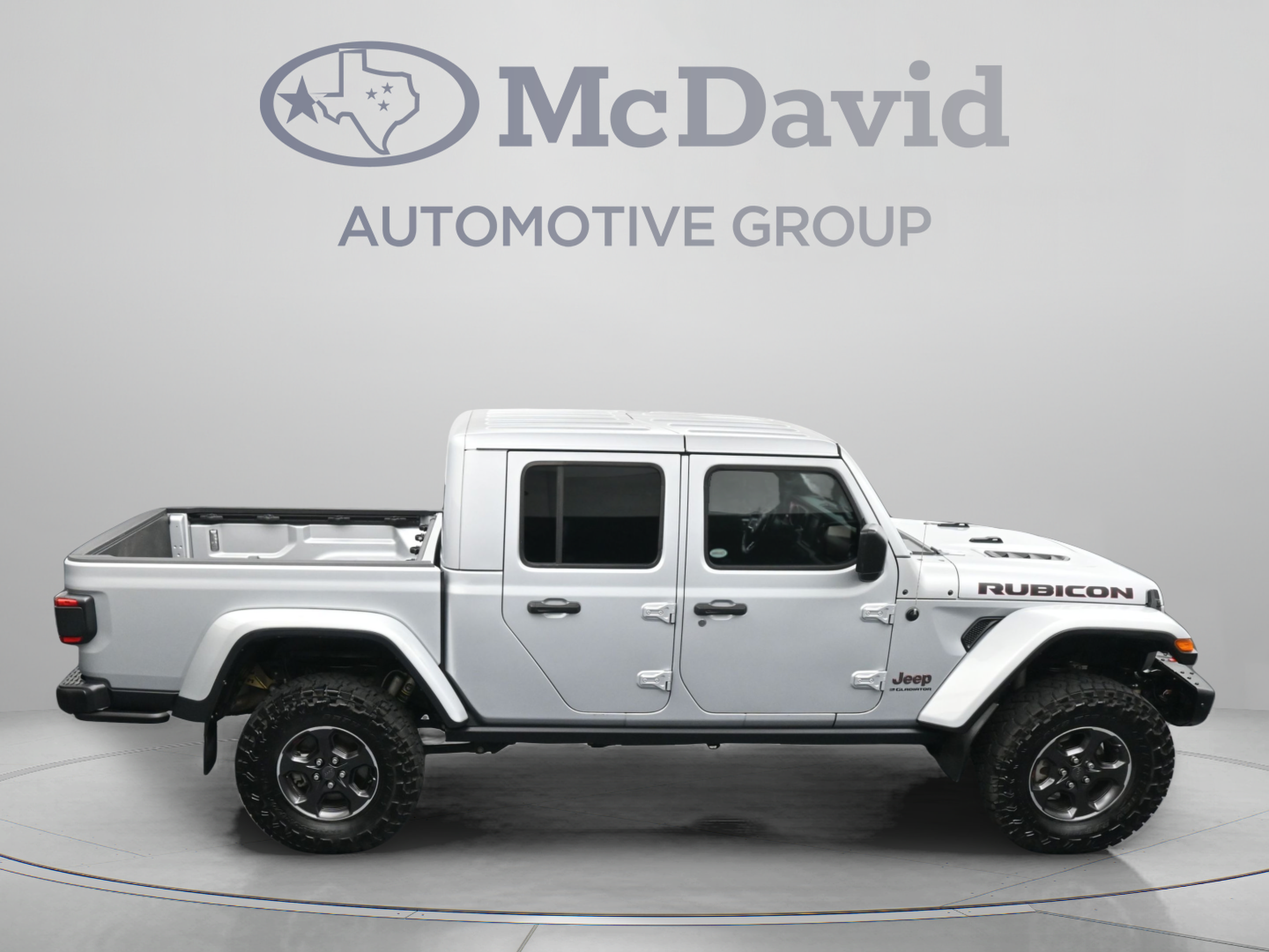 Used 2023 Jeep Gladiator Rubicon w/ LED Lighting Group AWD/4WD image 39