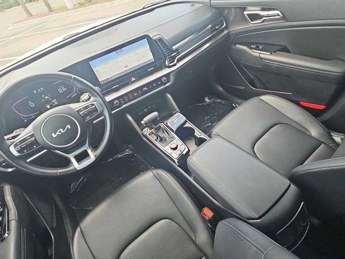 Used 2023 Kia Sportage EX FWD image 22