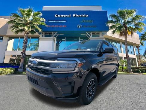 Used 2024 Ford Expedition Max XLT image 9