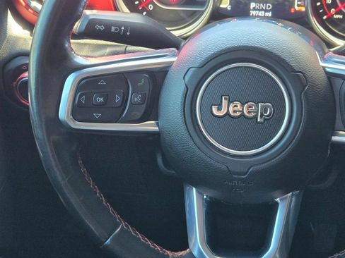Used 2020 Jeep Wrangler Unlimited Rubicon w/ Steel Bumper Group AWD/4WD image 16