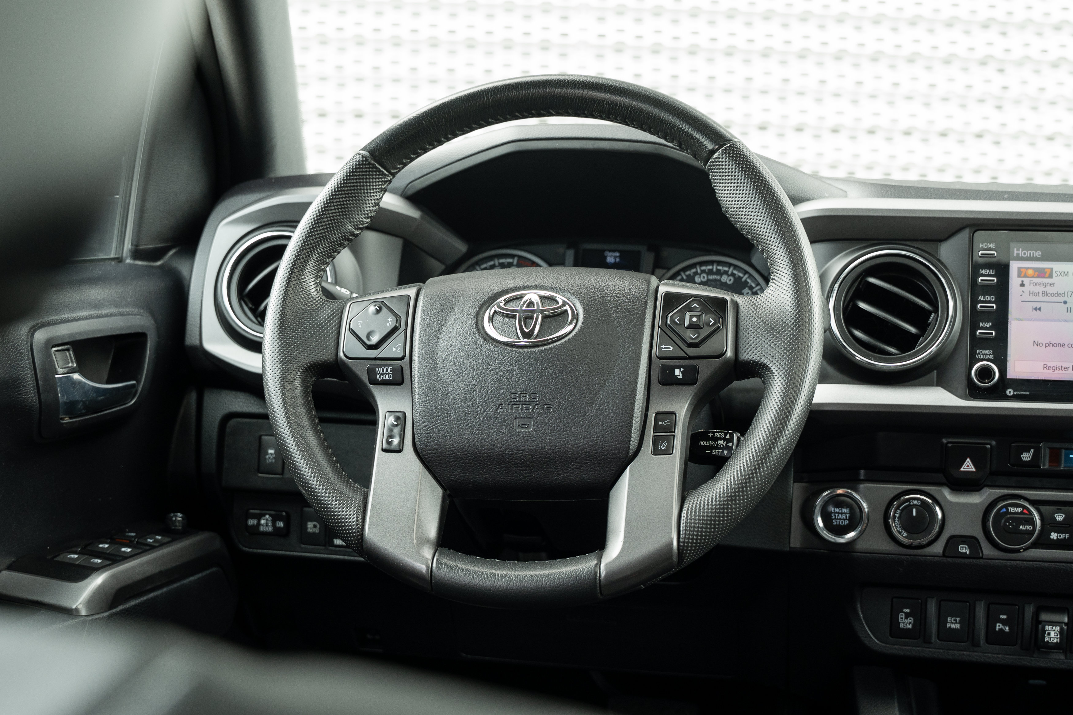 Used 2021 Toyota Tacoma TRD Pro AWD/4WD image 9