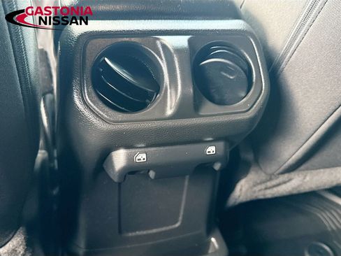 Used 2023 Jeep Wrangler Unlimited w/ Cold Weather Group AWD/4WD image 33
