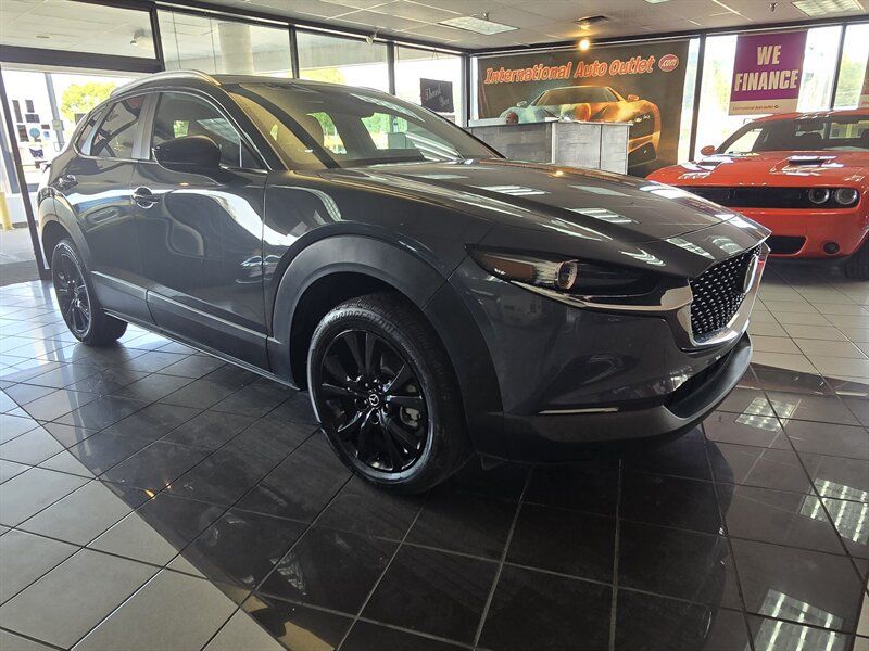 Used 2025 MAZDA CX-30 AWD 2.5 S w/ Preferred Package image 3