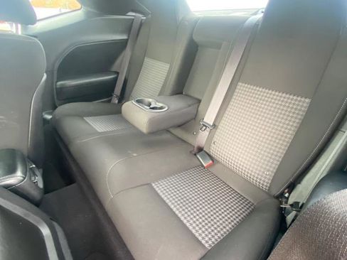 Used 2022 Dodge Challenger GT image 13