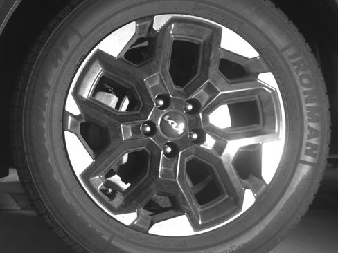 Used 2024 Kia Sorento S image 12