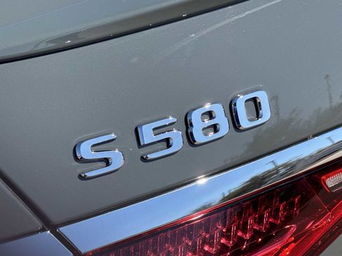New 2026 Mercedes-Benz S 580 4MATIC Sedan image 11