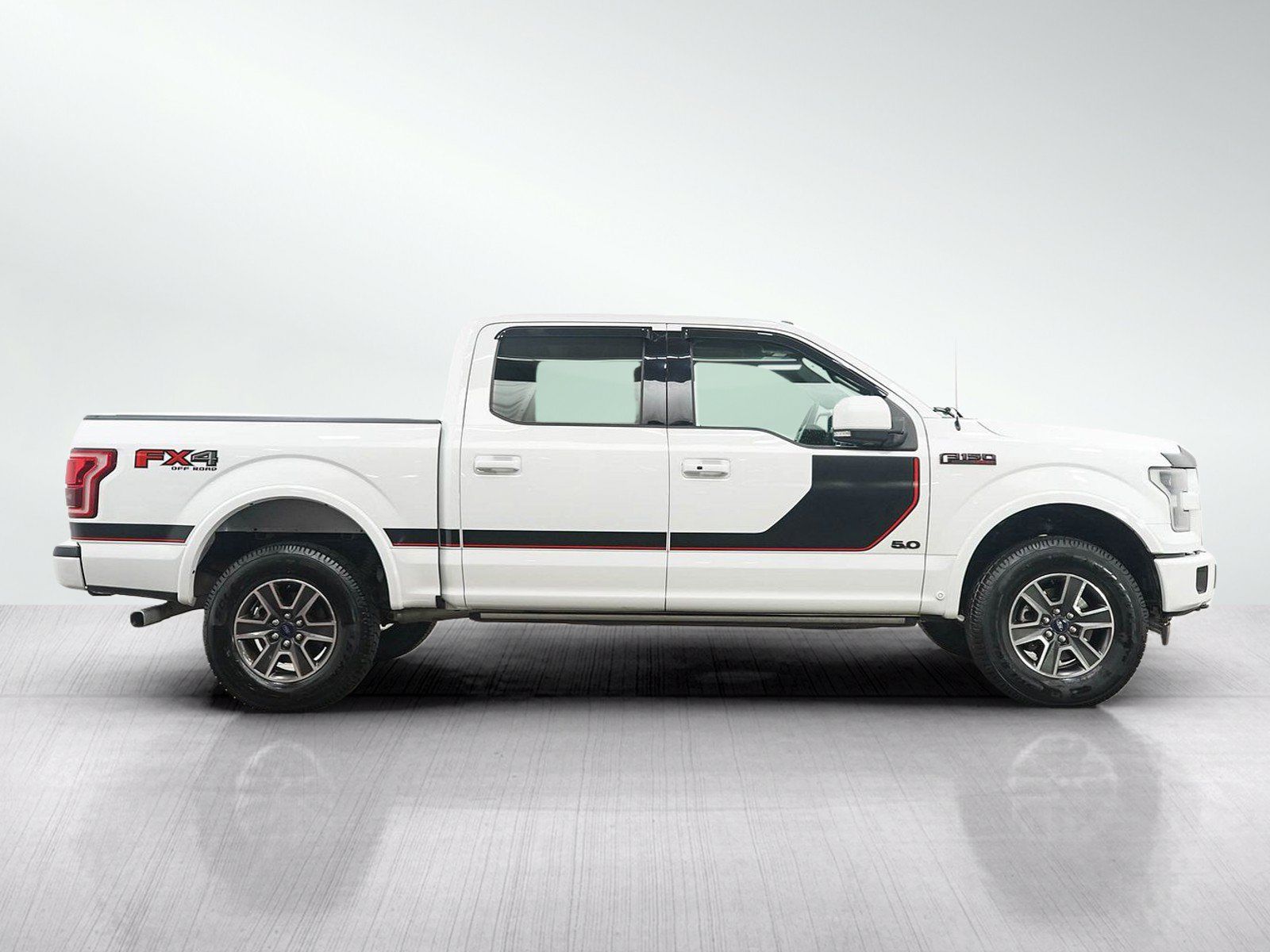 Used 2017 Ford F150 Lariat w/ Equipment Group 502A Luxury AWD/4WD image 7
