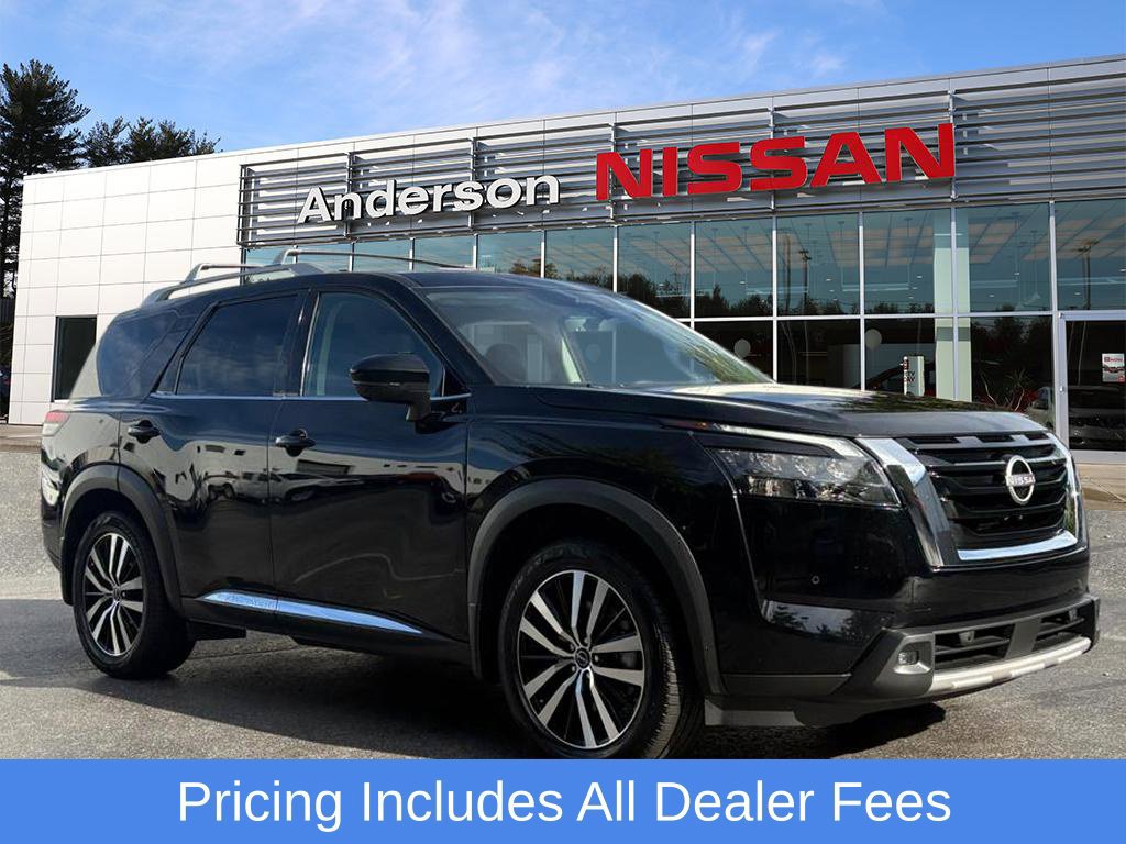 Certified 2025 Nissan Pathfinder Platinum w/ Cargo Package AWD/4WD image 1