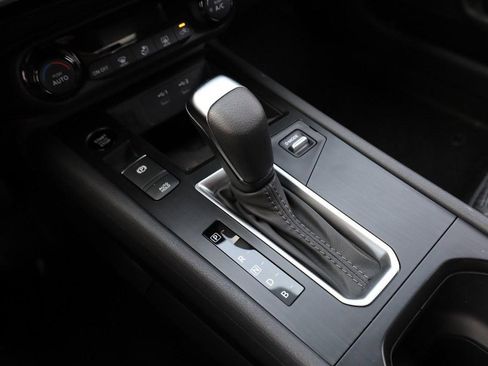 New 2026 Nissan Kicks SV image 16