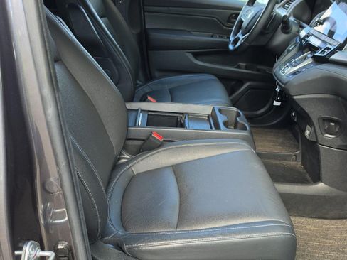 Used 2024 Honda Odyssey EX-L image 12