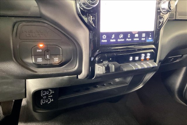 Used 2026 RAM 2500 Big Horn AWD/4WD image 14