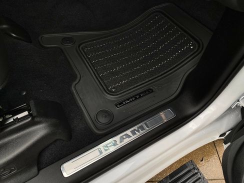 Used 2025 RAM 1500 Limited w/ Body Color Bumper Group image 17