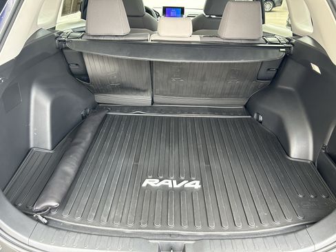 Certified 2023 Toyota RAV4 XLE w/ Convenience Package AWD/4WD image 22