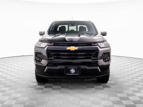 Used 2023 Chevrolet Colorado LT w/ LT Convenience Package II image 2