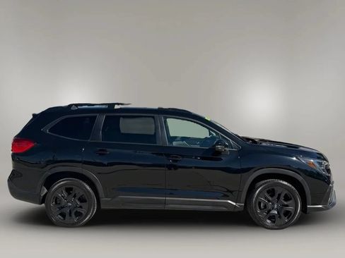 Used 2023 Subaru Ascent Onyx Edition Limited AWD/4WD image 10