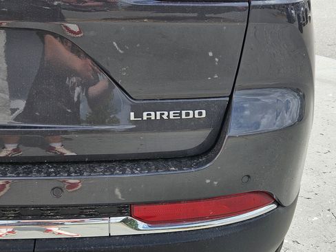 New 2026 Jeep Grand Cherokee Laredo X AWD/4WD image 27