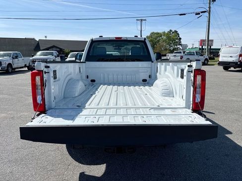New 2026 Ford F250 XL w/ XL Chrome Package RWD image 16