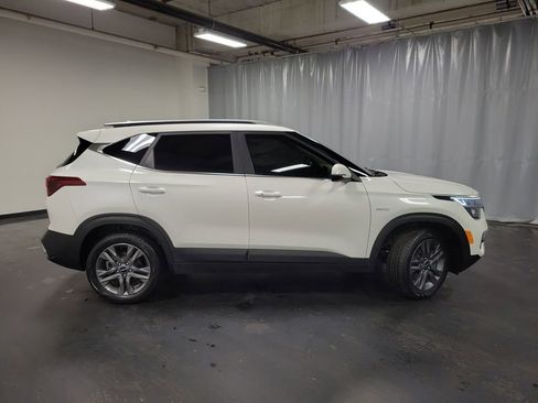 Used 2023 Kia Seltos S image 8