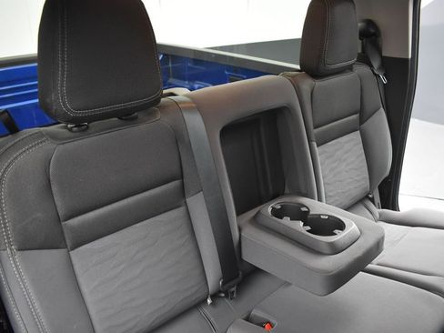 Used 2024 Nissan Frontier SV image 22