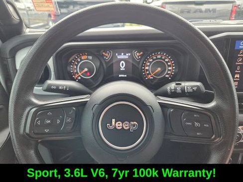 Used 2024 Jeep Wrangler Unlimited Sport AWD/4WD image 28