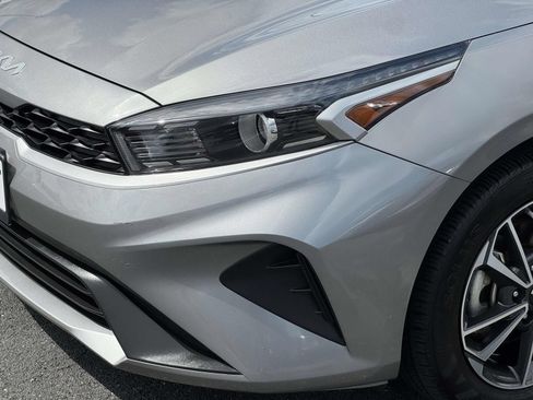 Used 2023 Kia Forte LXS w/ LXS Technology Package FWD image 27