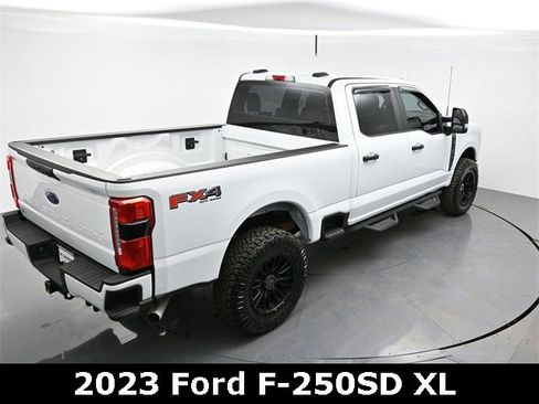 Used 2023 Ford F250 XL w/ STX Appearance Package image 32