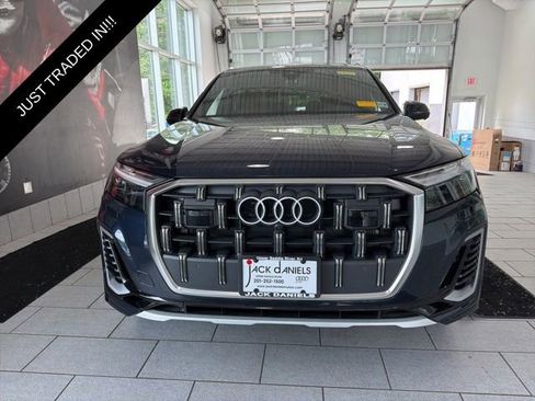 Used 2025 Audi Q7 3.0T Premium Plus AWD/4WD image 7