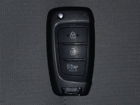 Used 2020 Hyundai Venue SEL FWD image 32