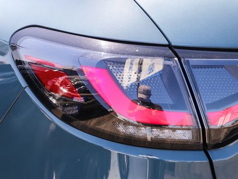Used 2024 Honda HR-V Sport image 11
