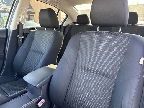 Used 2012 MAZDA MAZDA3 i Sport image 16