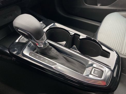 Used 2025 Chevrolet Trax LT image 20