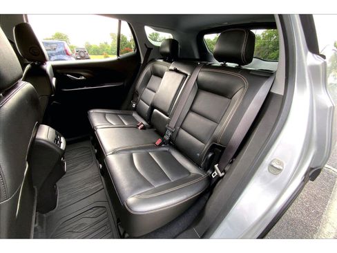 Used 2021 GMC Terrain SLT w/ Elevation Edition FWD image 24