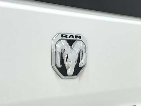 Used 2023 RAM ProMaster 2500 FWD image 39