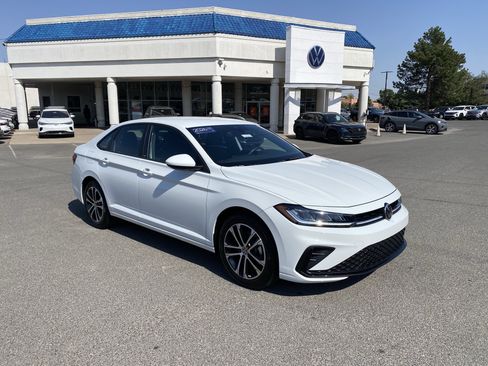 Certified 2026 Volkswagen Jetta Sport FWD image 39
